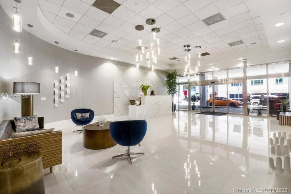 Luxurious Private Unit With Parking Leilighet Miami Eksteriør bilde