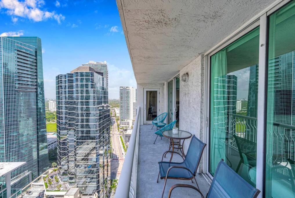 Luxurious Private Unit With Parking Leilighet Miami Eksteriør bilde