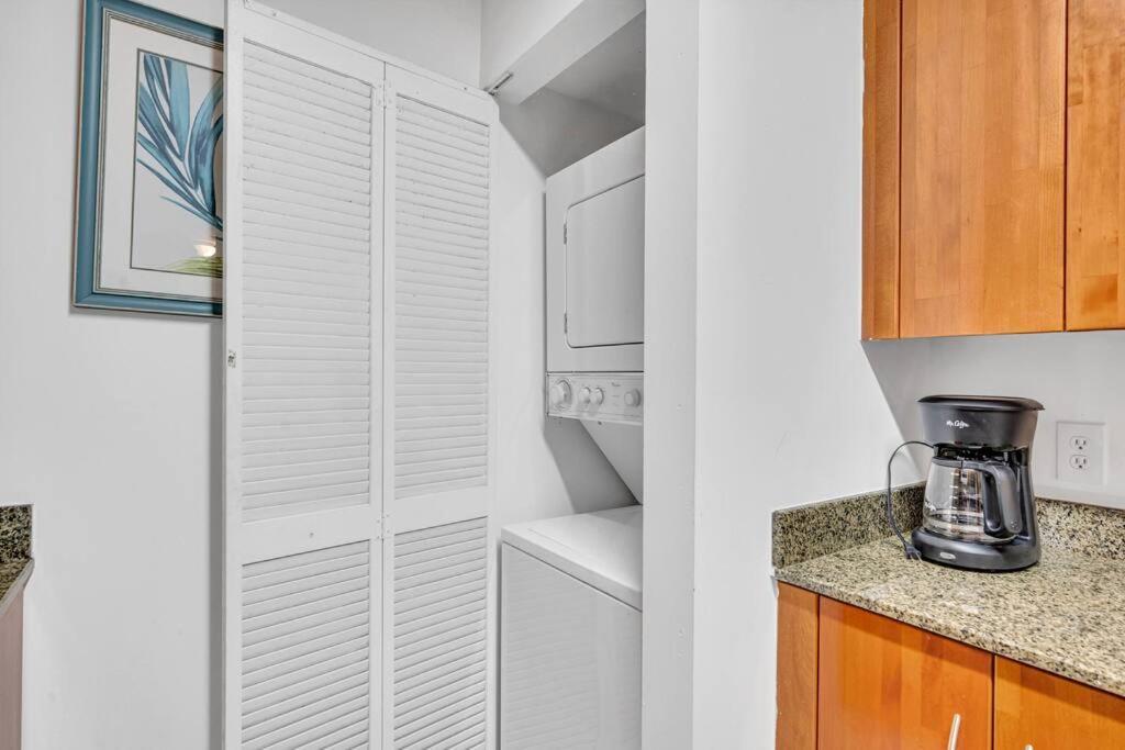 Luxurious Private Unit With Parking Leilighet Miami Eksteriør bilde